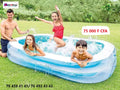 Petite piscine gonflable familiale vue d'ensemble