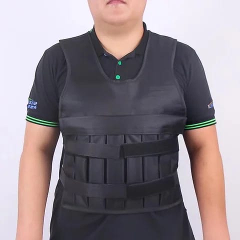 Gilet lesté porté, détail des sangles